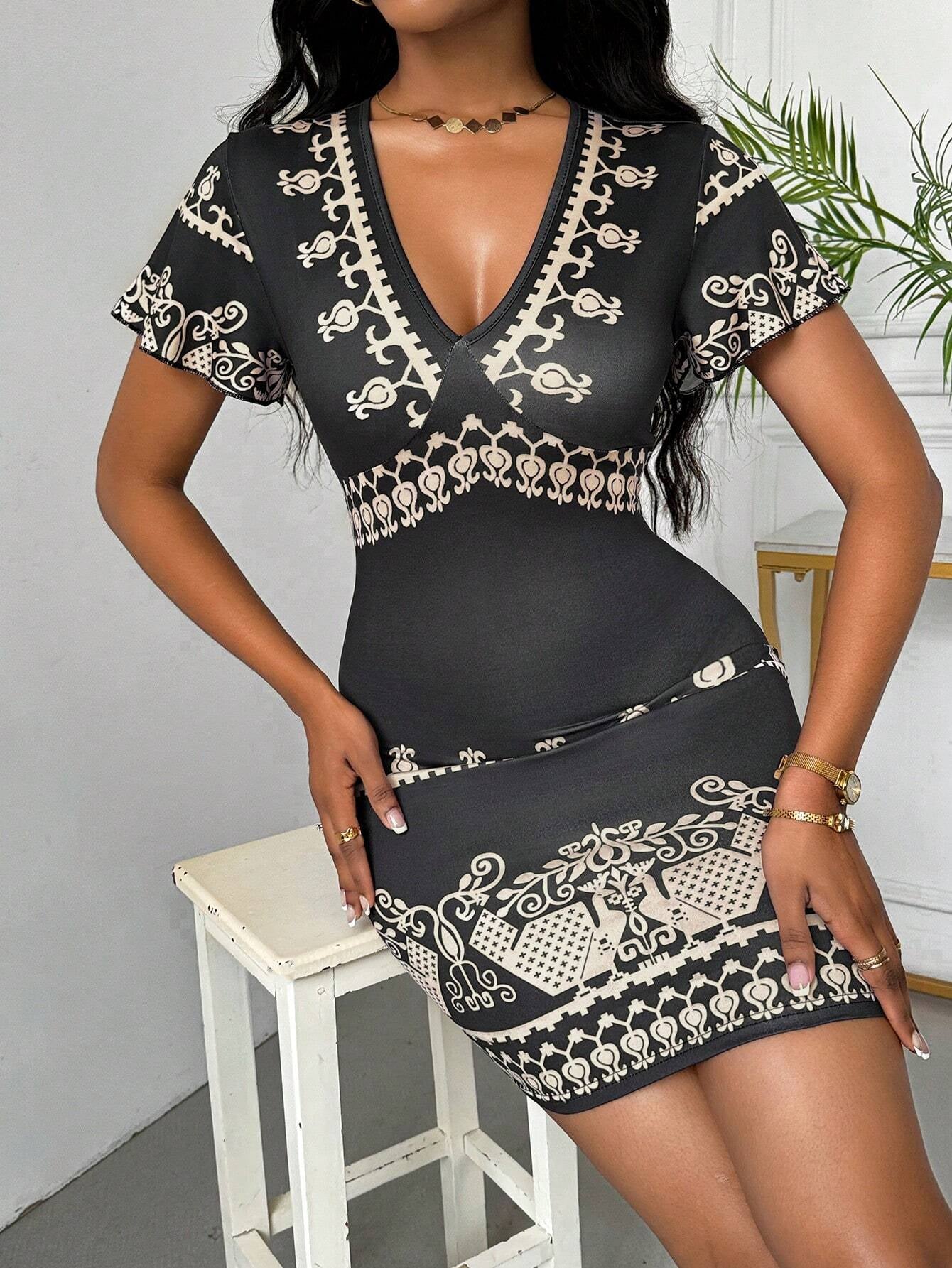 SHEIN Clasi Women'S Fashionable Print Short Sleeve V-Neck Dress